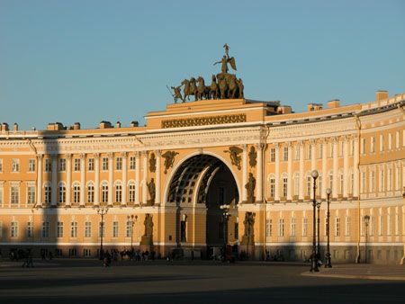 Отдыхаем в Петербурге летом