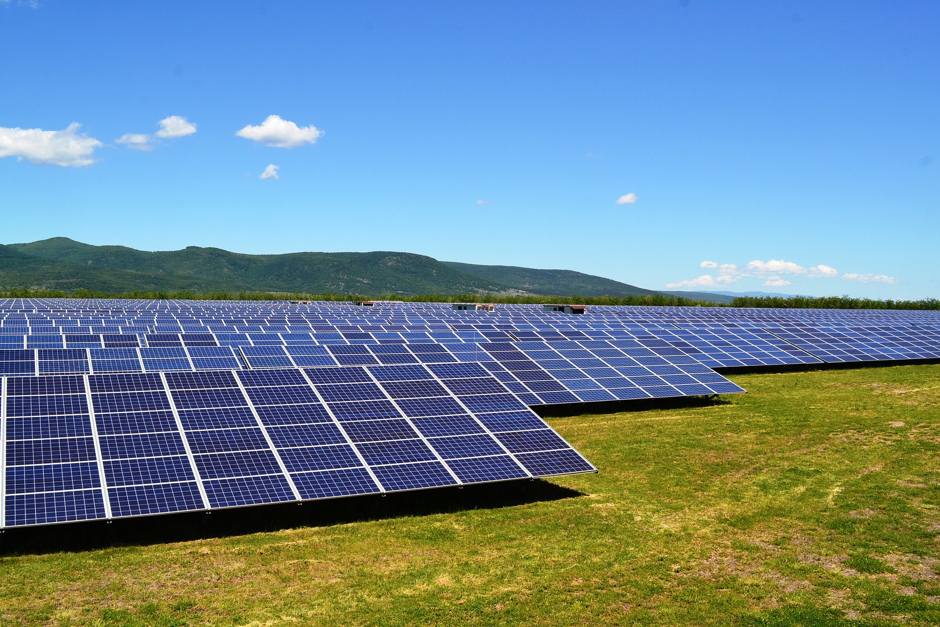 Сонячні станції від Енергомотив