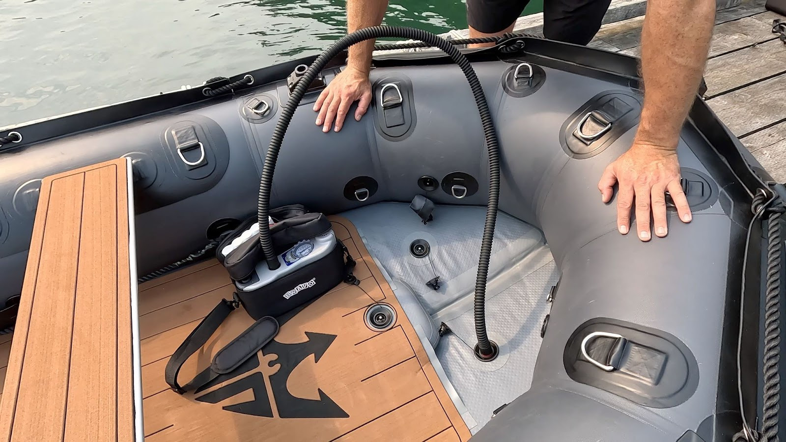 Интернет-магазин, который выбирают профессионалы и новички: обзор возможностей лодок, моторов, палаток и LiFePO₄-аккумуляторов